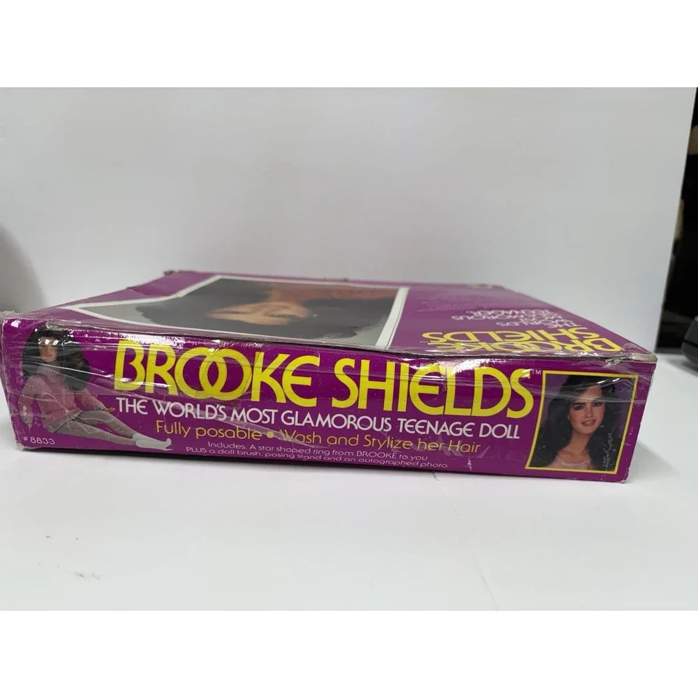 Vintage 1982 Brooke Shields Teenage Doll Fully Posable w/ Brush Ring LJN  #8833